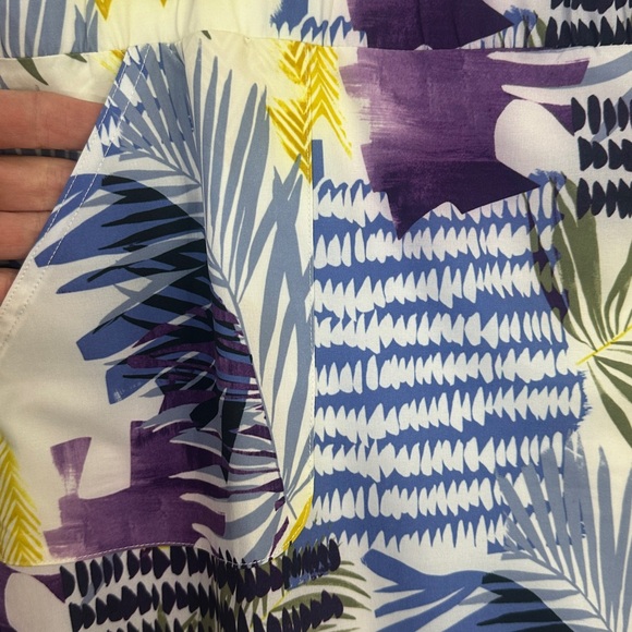 Chico's Abstract Patterned Skort - Picture 2 of 9